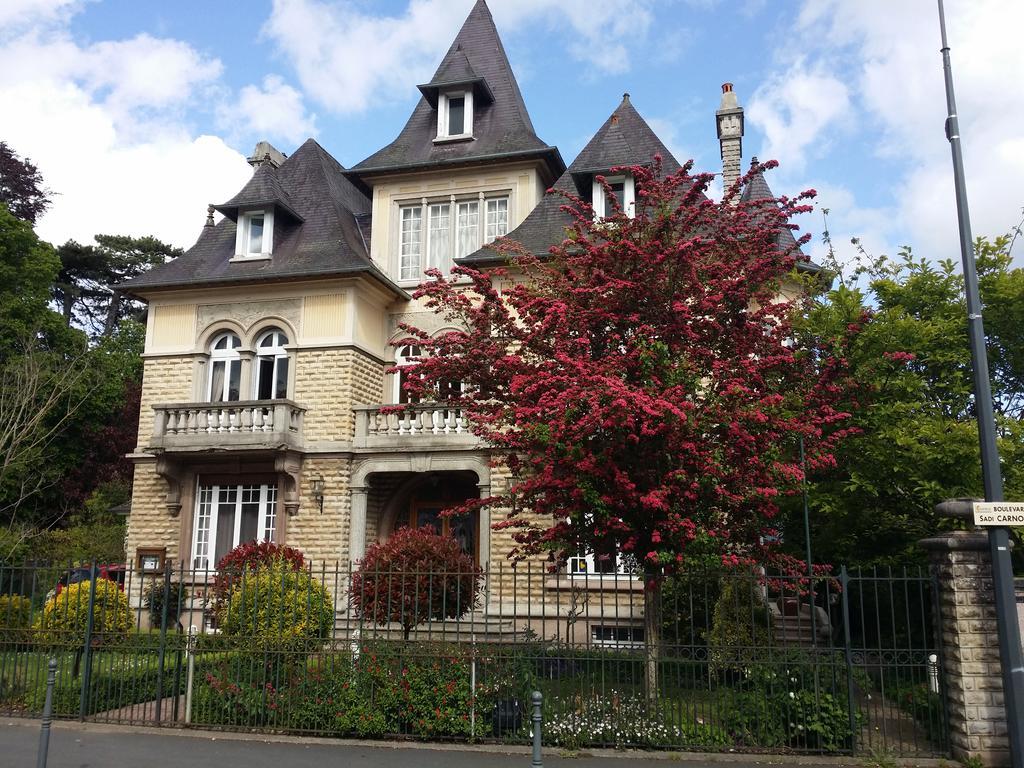 بايو Le Castel Guesthouse المظهر الخارجي الصورة