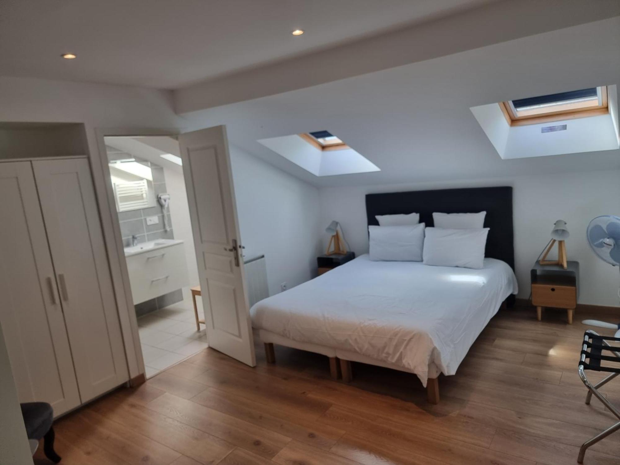 بايو Le Castel Guesthouse المظهر الخارجي الصورة