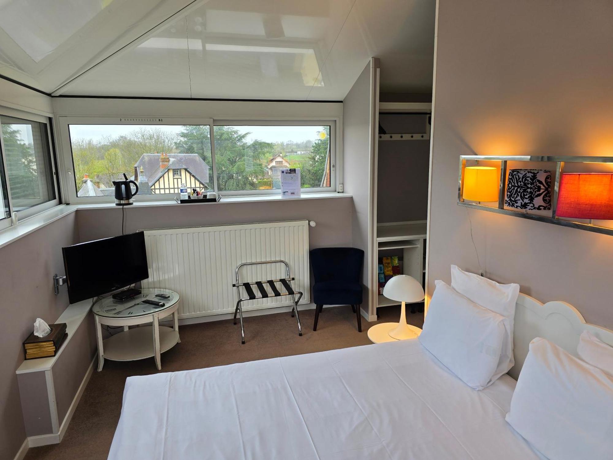 بايو Le Castel Guesthouse الغرفة الصورة